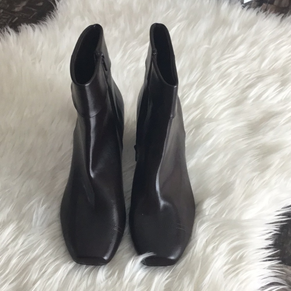 New Ruby & Bloom Brown Boots